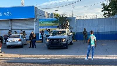 Balean a presunto asaltante durante enfr…
