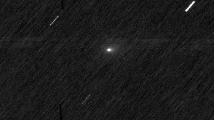 Astrónomo de Harvard cree que el cometa 3I/Atlas actúa de forma inteligente