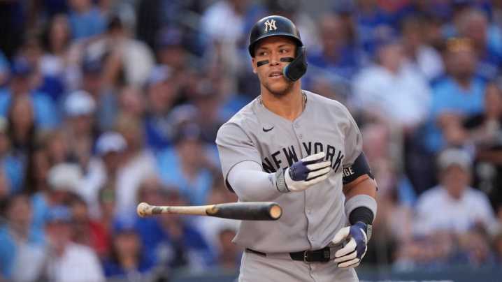 Blue Jays at Yankees odds, picks and predictions