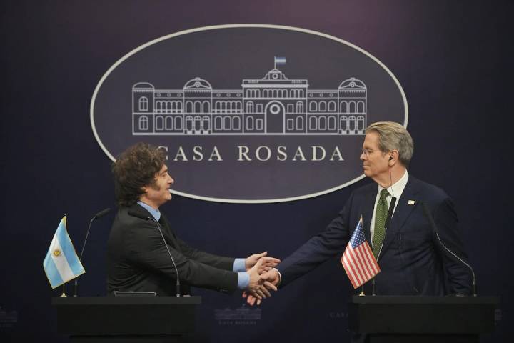 Salvataje económico. Scott Bessent habló tras la firma del swap y las declaraciones de Trump: "No queremos otros estado fallido en América Latina"