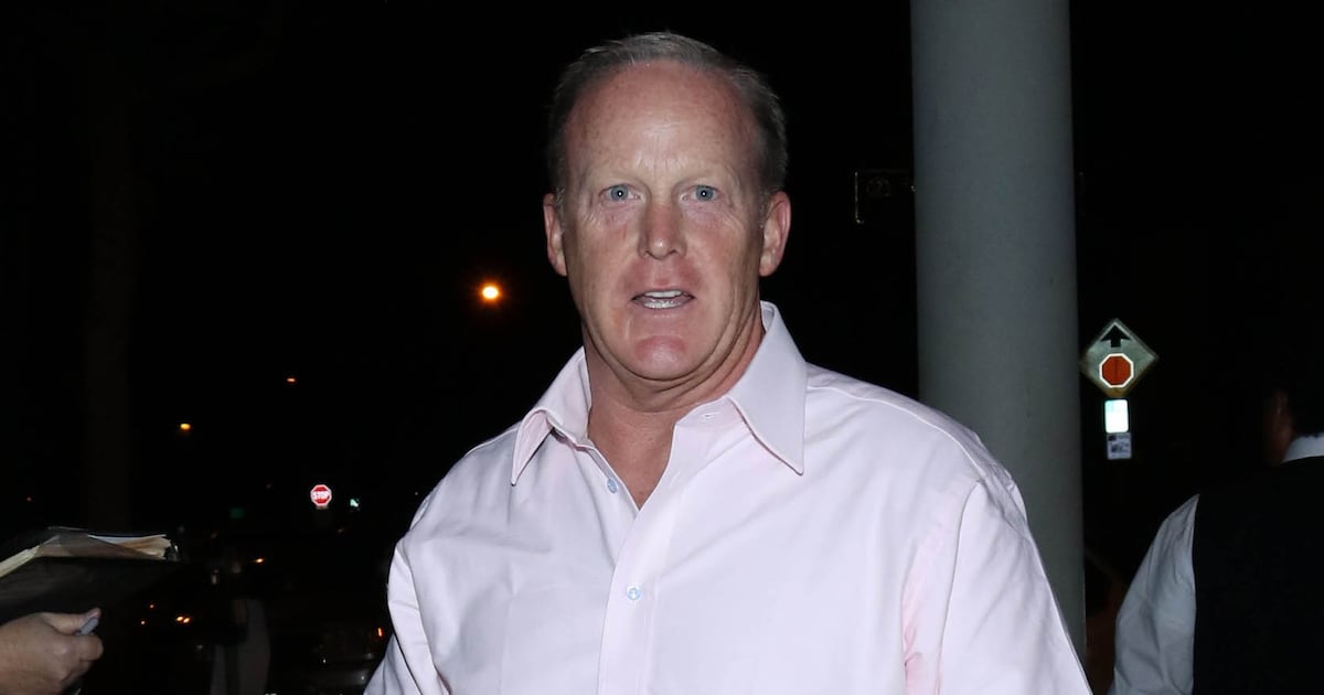 Trump’s Ex Spokesman Sean Spicer Reveals Why GOP Should Be ‘Embarrassed’