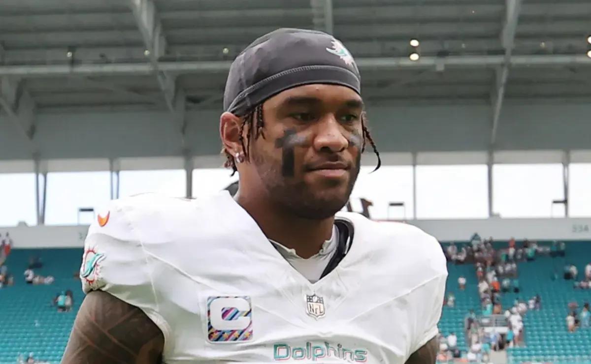 Tua Tagovailoa issues clear message to Dolphins after 1-5 start, throws some teammates under the bus