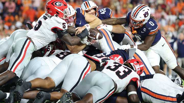 'We won't back down from a challenge.' Georgia flips switch to top Auburn