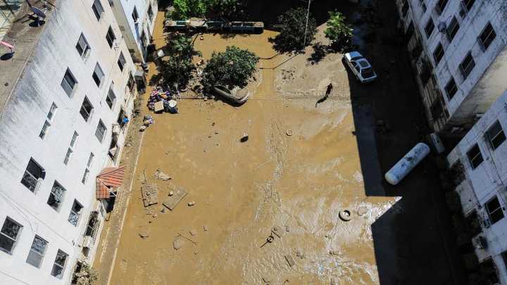 La diputada Paulina Rubio criticó gestión ante inundaciones