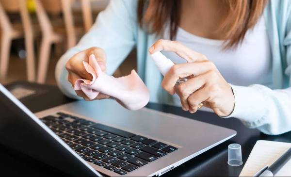 Dejá tu laptop como nueva con estos productos caseros