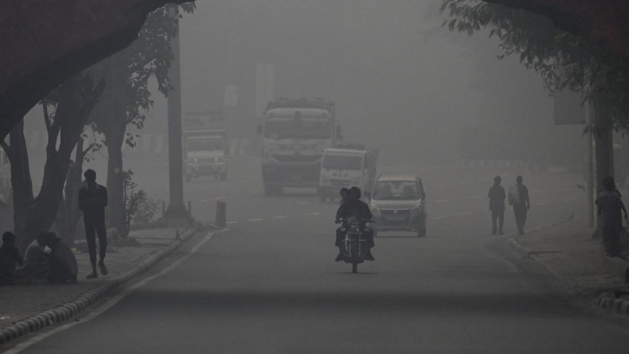 Delhi’s AQI deteriorates to ‘very poor’ level amid rising pollution