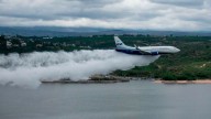 El misterioso vuelo rasante sobre Carlos Paz: qué hacía el Boeing 737 en el lago San Roque