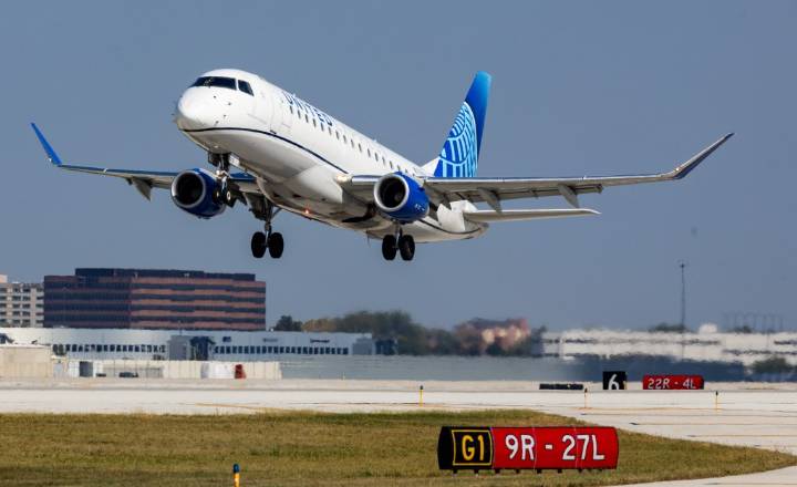 No one hurt after plane clips tail of another aircraft at O'Hare