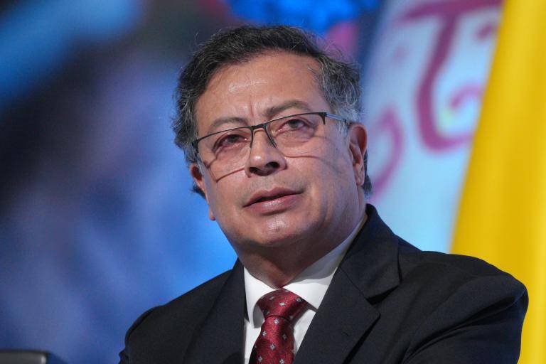 “FAFO”: la respuesta de senador republicano a la inclusión del presidente Petro a la lista Clinton, ¿qué significa y por qué lo usó?