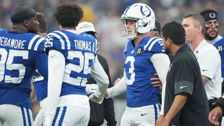 Colts' Spencer Shrader sustains potentially serious knee injury
