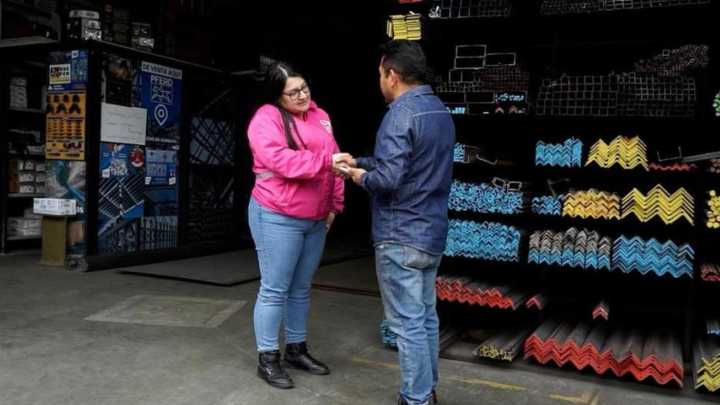 ¡No cayó en la trampa! Ferretero de Kennedy frustra estafa millonaria y ayuda a capturar al delincuente