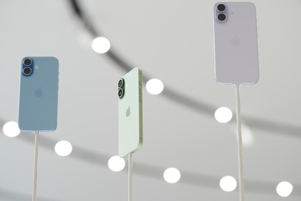 One Tech Tip: Annoyed by junk calls to your iPhone? Try the new iOS 26 call screen feature