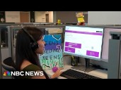 Teen volunteers run hotline for youth in crisis