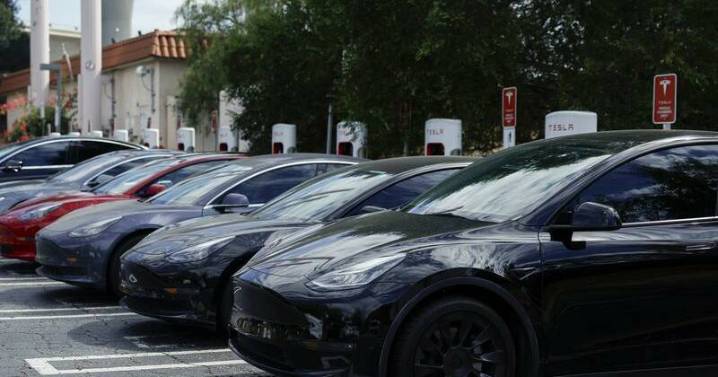 Tesla's record third-quarter revenue tops forecasts