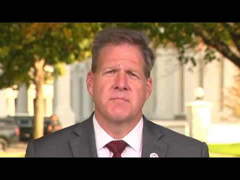 Aviation experts tell White House things are "hitting a breaking point" as shutdown drags on