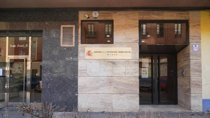 El Ayuntamiento de Valladolid indemnizará una mujer por los daños en su coche tras incendiarse un contenedor