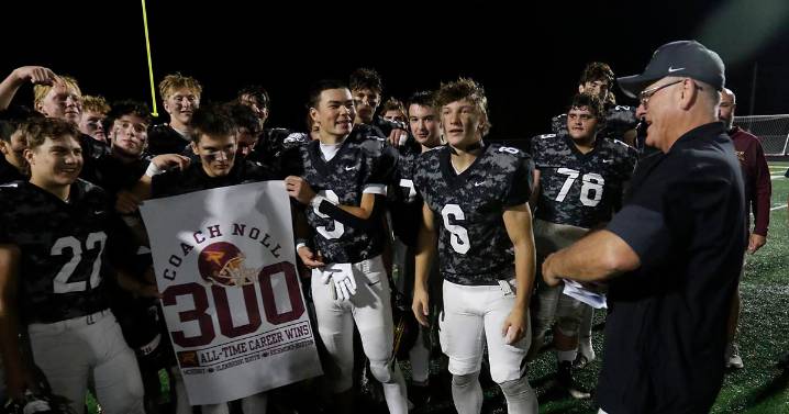 Richmond-Burton clinches KRC title in Mike Noll’s 300th career win with 6-TD performance from Hunter Carley – Shaw Local