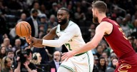 Jaylen Brown scores 30 as Celtics snap Cavaliers' win streak