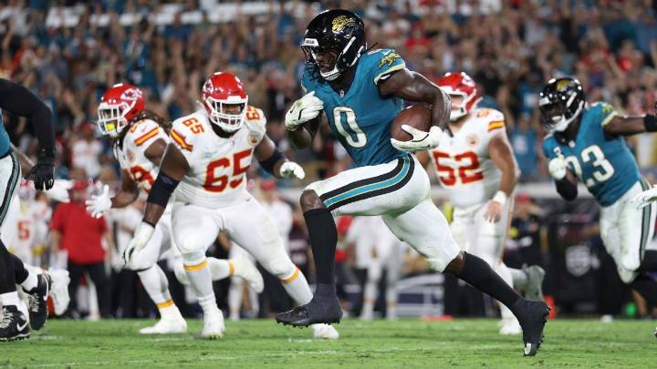 Jaguars rule out Devin Lloyd, NFL's interceptions leader, vs. Rams