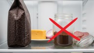 Arruina su sabor: el error que casi todos cometen al guardar el café