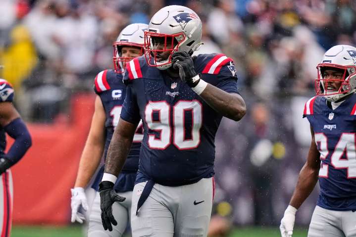 Mike Vrabel: 'I had to make a decision' to bench Patriots star defensive tackle