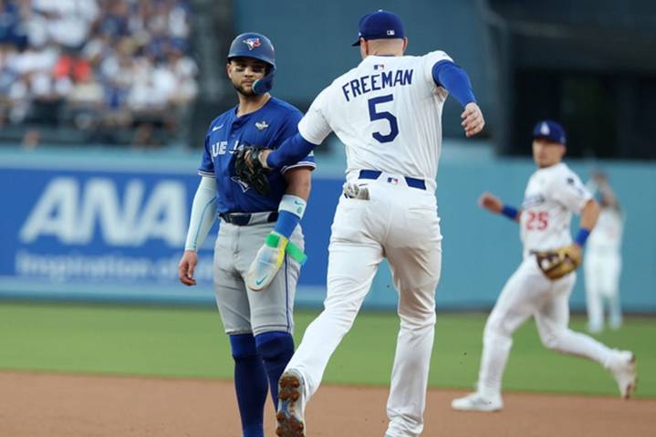 MLB umpire addresses costly call that went against Toronto Blue Jays in marathon World Series game