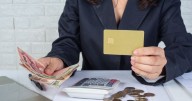 Compras en 12 cuotas: a cuánto bajan las tasas y cuál es el costo oculto