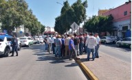 Taxistas se manifiestan desquiciando la ciudad
