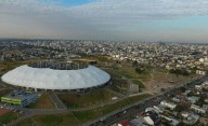 Vecinos enojados por la música a alto volumen cerca del Estadio Único
