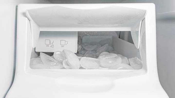 How To Get Rid Of Funky Odors In Your Ice Maker (& Prevent Them In The Future)