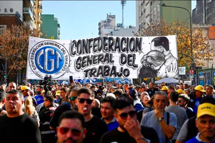 Para la CGT, con la reforma laboral se busca “abaratar despidos”