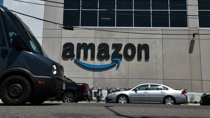 Stocks making the biggest moves after hours: AAPL, AMZN, COIN, NFLX and more