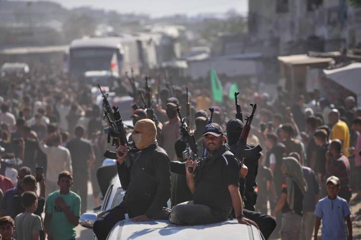 Hamas reasserts control in Gaza; threatening ceasefire