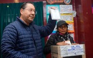 Presidente de Bolivia insta a respetar resultados de balotaje