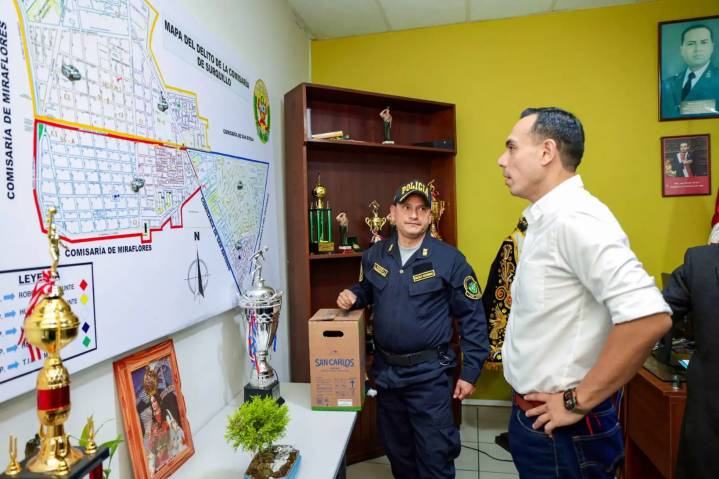 Presidente José Jerí inspecciona comisarías y plantea medidas para reforzar seguridad ciudadana