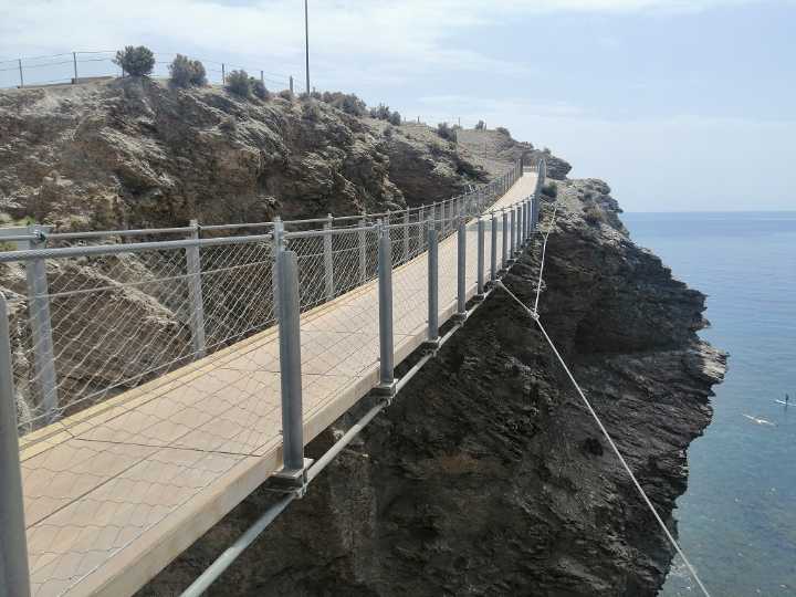La pasarela colgante de Torrenueva, premiada como mejor proyecto de España financiado con fondos europeos en 2025