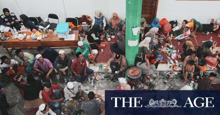Hope fades for boys trapped in collapsed Indonesian boarding school