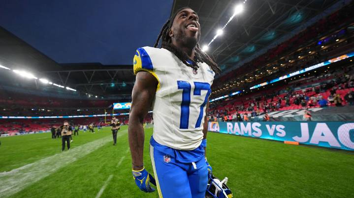 Rams’ Davante Adams drops mic on Wembley hat trick