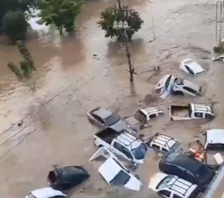 Afectó a cientos de estados. México: dramáticas imágenes de las peores inundaciones en 70 años