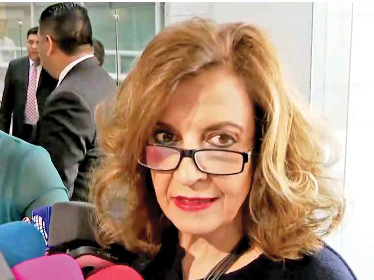 Denuncian a Adán Augusto López ante Contraloría del Senado