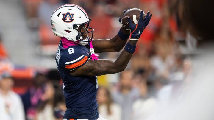 Auburn football WR Cam Coleman’s status for Kentucky game in doubt