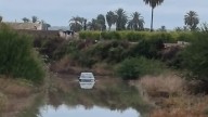 Una avenida del Vinalopó casi lo mata en Elx: “En 15 segundos el agua llegó a la ventanilla; que nadie piense que la riada avisa”