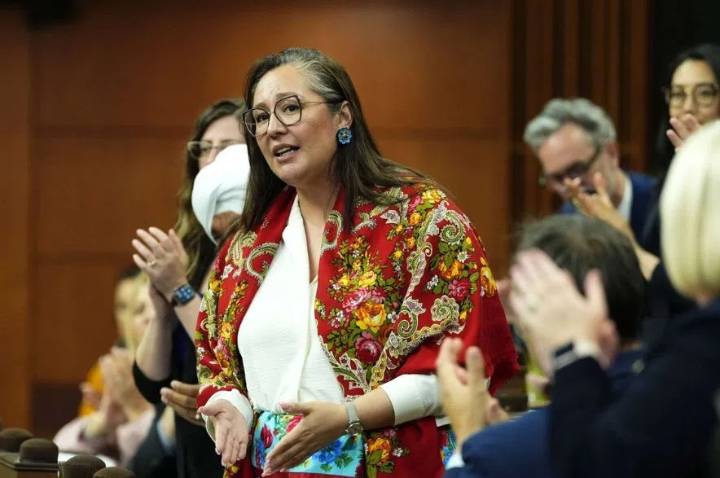 Indigenous Services failing to improve critical First Nations services, audit says