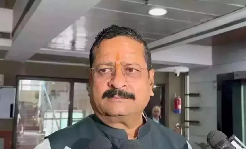 'Dark Horse' Mallikarjun Kharge will become Karnataka CM: MLA Bas...