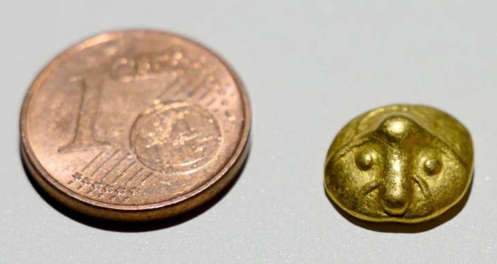 Metal Detectorist Discovers The Oldest Coin Ever Found In Saxony