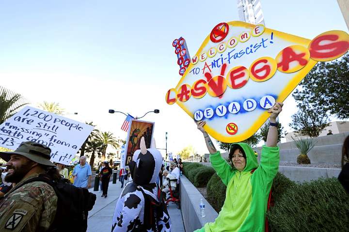 'We hate fascism’: Las Vegans join nationwide ‘No Kings’ protests