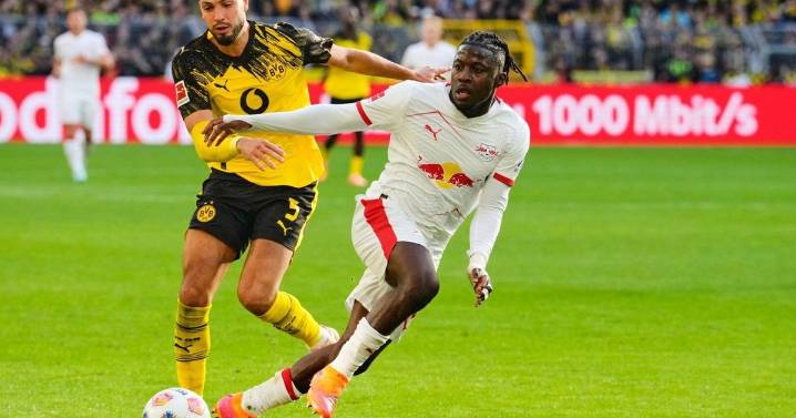 Dortmund and Leipzig draw in Bundesliga to give Bayern a chance to stretch its lead