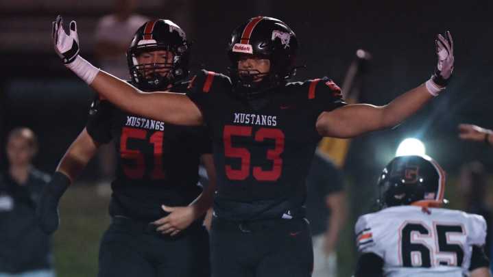 LIVE high school football Week 8 scores, updates from Bloomington area