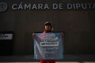 Denuncian organizaciones de la sociedad civil falsas soluciones del legislativo para plásticos de un solo uso