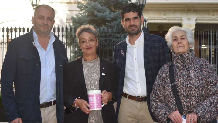 La Diputación de Albacete agradece a AMAC su labor reivindicativa durante estos 25 años con la que han contribuido a avanzar en el diagnóstico precoz del cáncer de mama